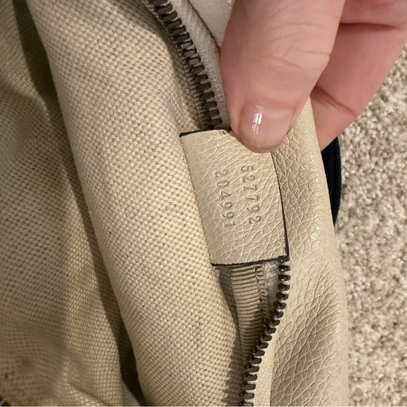 Authentic Gucci Cream Leather Small Belt Bag with Green & Red Web - Picture 6 of 16